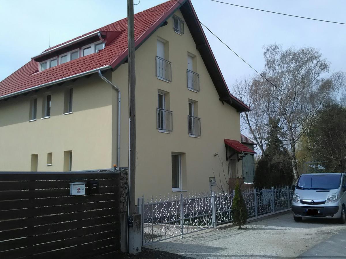 Active Vendeghaz Keszthely Hotel Exterior photo